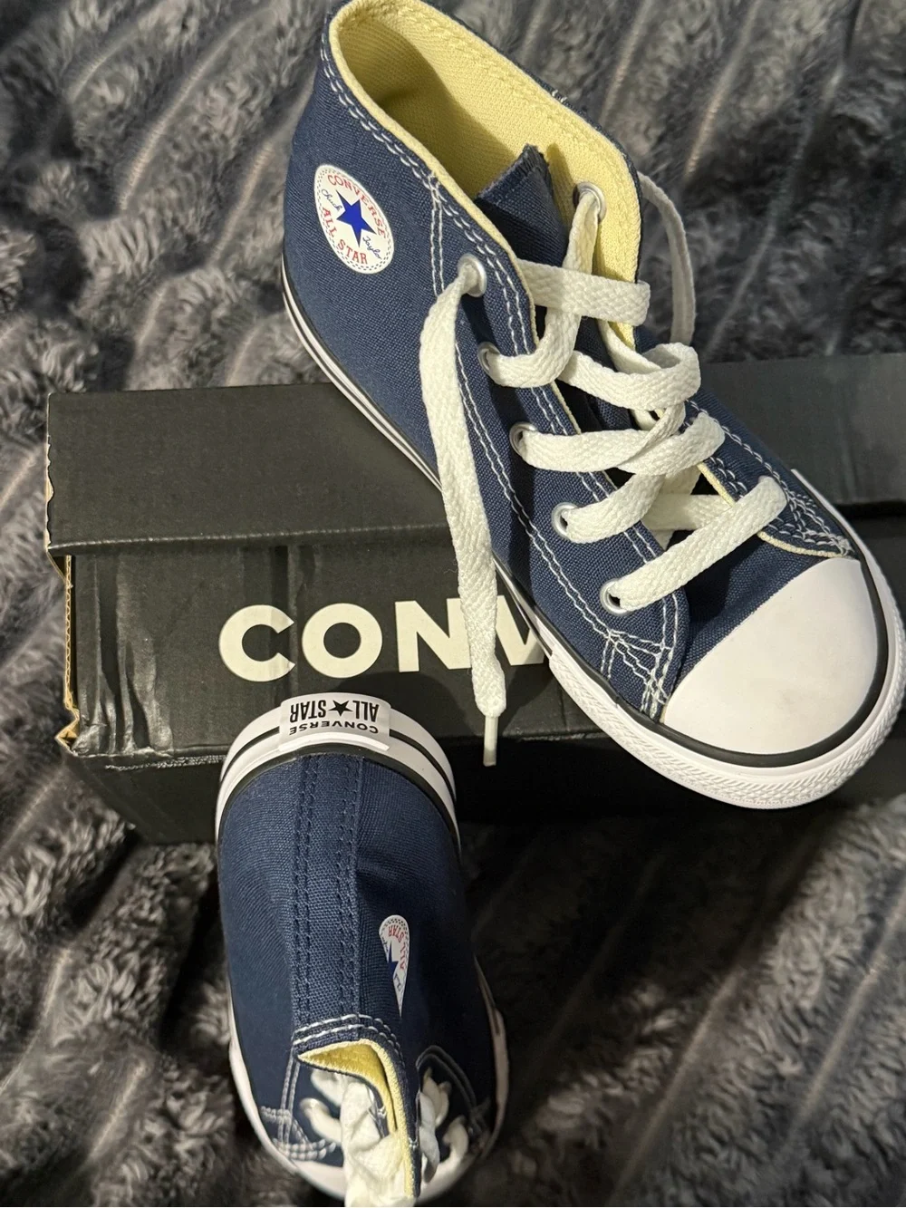 Converse Chuck Taylor All Star Hi High Top Canvas Sneaker Navy  US 10C New